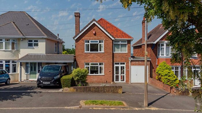 3 Bedroom Detached House For Sale In Beckman Road, Pedmore, Stourbridge, DY9