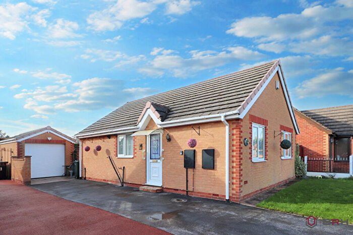 2 Bedroom Bungalow For Sale In Arlott Way, Doncaster, DN12