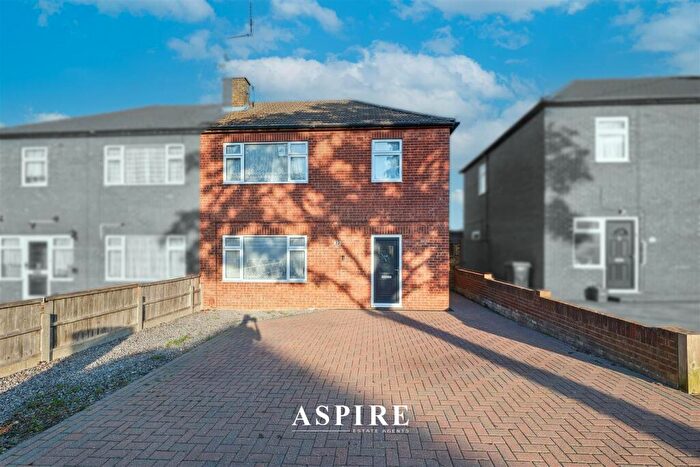 3 Bedroom Semi-Detached House For Sale In Northville Drive, Westcliff-On-Sea, SS0