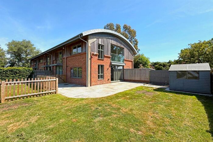 4 Bedroom Barn Conversion To Rent In Badcocks Farm Barn, Newpasture Lane, Stebbing, Dunmow, CM6