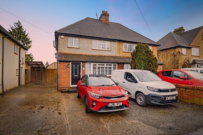 3 Bedroom Semi-Detached House For Sale In Denham Way, Maple Cross, Rickmansworth, WD3