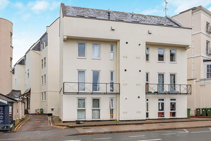 1 Bedroom Flat For Sale In Berkeley Court, High Street, Cheltenham, GL52