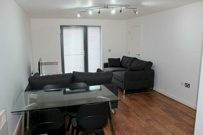 3 Bedroom Penthouse To Rent In Life Building, Hulme, M15