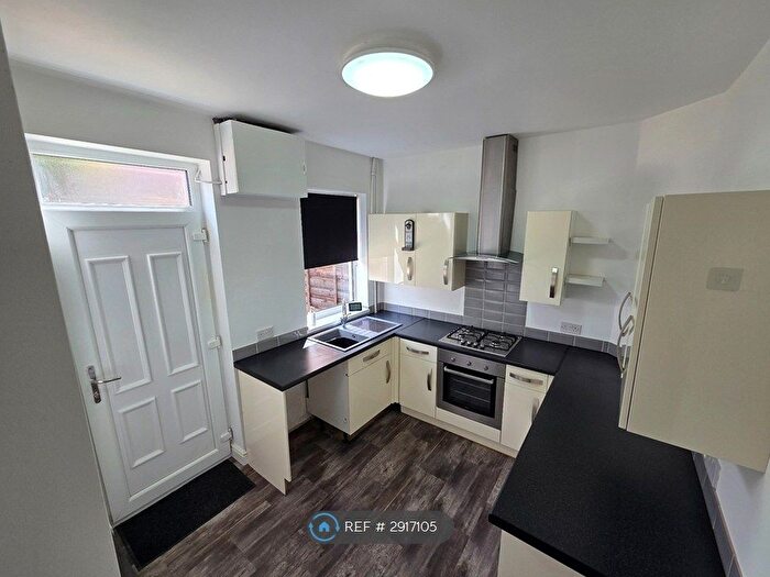 2 Bedroom Terraced House To Rent In Vaal St, Barnsley, S70