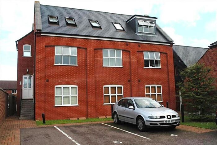 2 Bedroom Flat To Rent In Church Street, Baldock, SG7