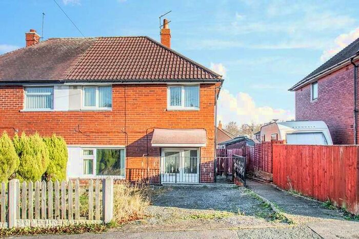 3 Bedroom Semi-Detached House To Rent In Wynyard Drive, Morley, Leeds, West Yorkshire, LS27