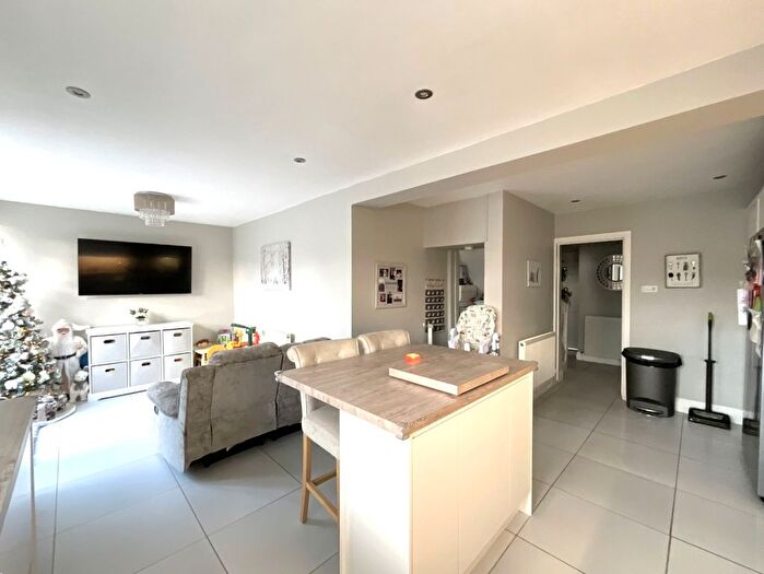 2 Bedroom Semi-Detached House For Sale In St. Vincent Street, South Shields, Tyne And Wear, NE33