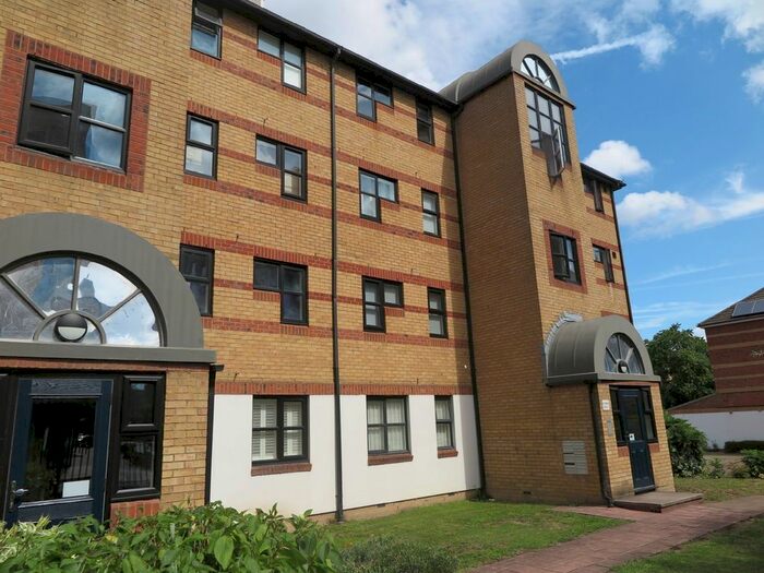 1 Bedroom Flat To Rent In Plough Way, London, SE16