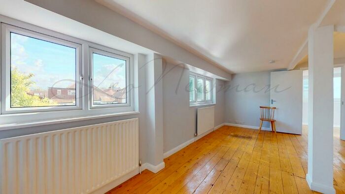 1 Bedroom Flat To Rent In Ambrose Avenue, London, NW11