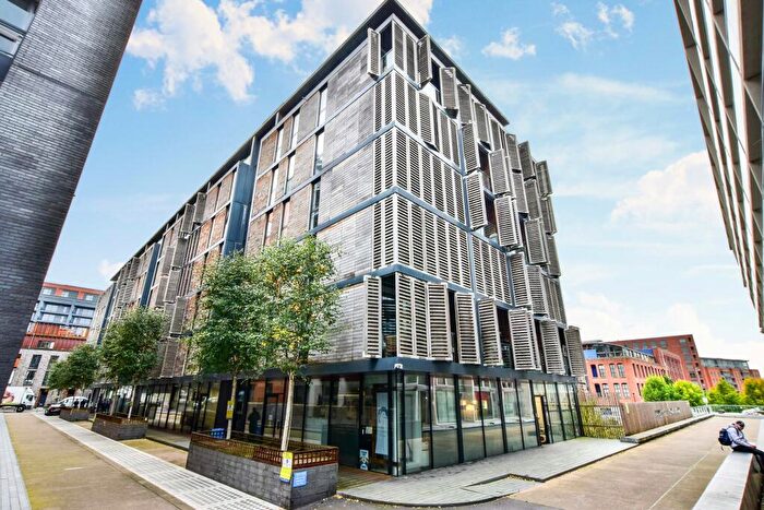 1 Bedroom Apartment To Rent In Burton Place, Manchester, M15