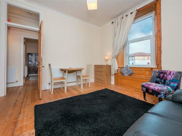 1 Bedroom Flat To Rent In Dalgety Avenue, Edinburgh, EH7