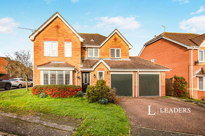 4 Bedroom Detached House To Rent In Kentwell Close, Rushmere St. Andrew, Ipswich, IP4