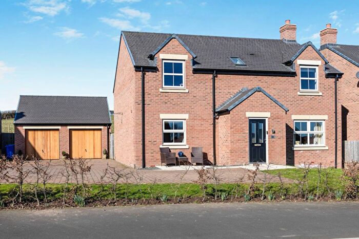 4 Bedroom Detached House For Sale In Somerset Avenue, Peters Mill, NE66