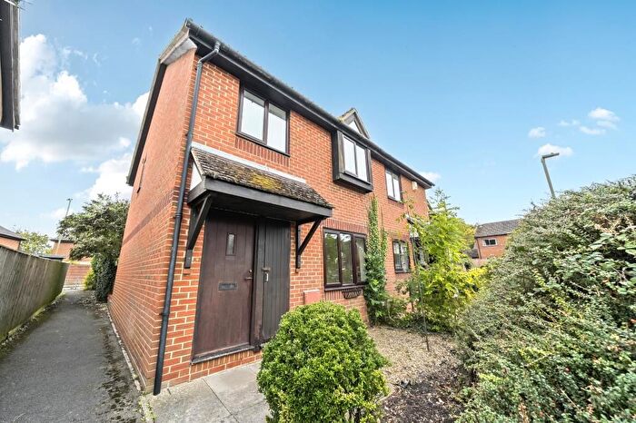 3 Bedroom End Terrace House For Sale In Balliol Drive, Didcot, OX11
