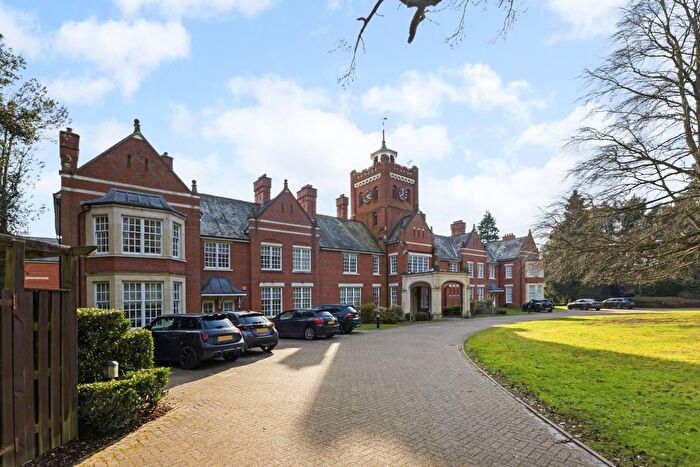 1 Bedroom Flat To Rent In Goldring Way, London Colney, St.Albans, AL2