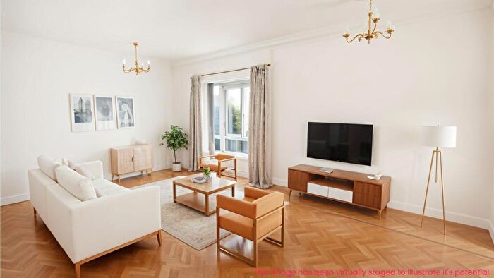 1 Bedroom Retirement Property For Sale In Kingsway, London, N12