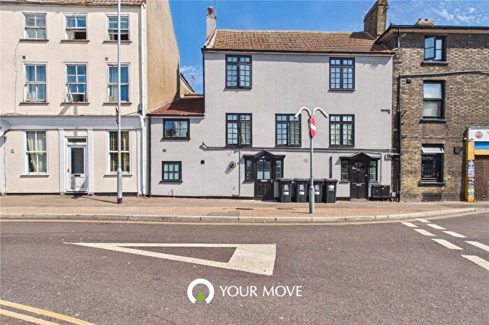 1 Bedroom Flat To Rent In King Street, Great Yarmouth, Norfolk, NR30