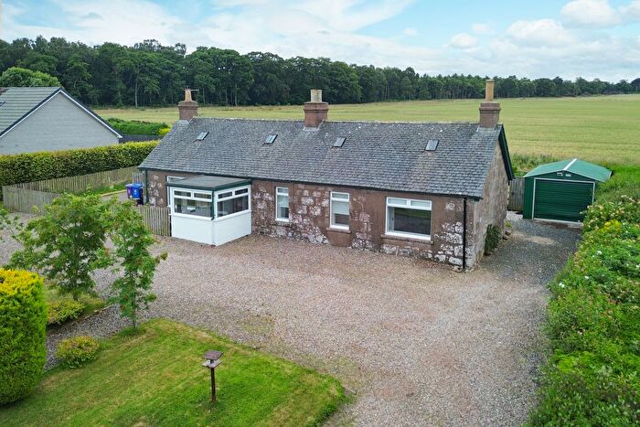 2 Bedroom Cottage For Sale In North Craigo, DD10
