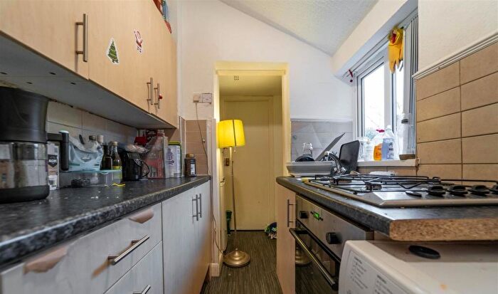 5 Bedroom Terraced House To Rent In Katie Road, Birmingham, B29