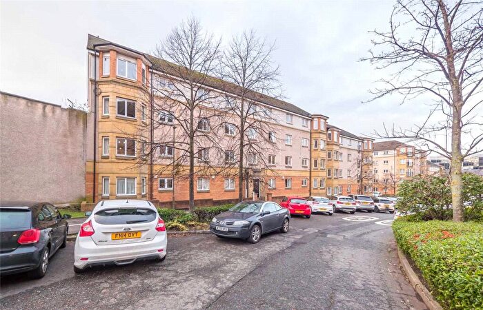 3 Bedroom Flat To Rent In Easter Dalry Road, Edinburgh, EH11