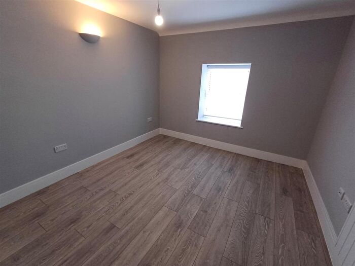 1 Bedroom Flat To Rent In Llandaff Road, Canton, Cardiff, CF11