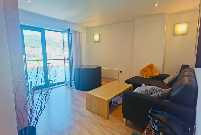 2 Bedroom Flat To Rent In Apartment, South Quay, Kings Road, Swansea, SA1