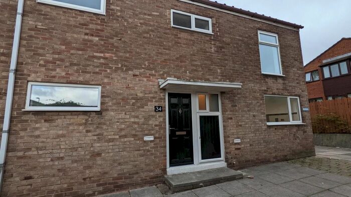 4 Bedroom Property To Rent In Belfield, Skelmersdale, WN8