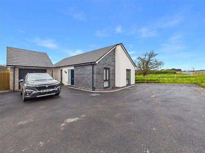 3 Bedroom Bungalow For Sale In Medley Close, Halwill Junction, Beaworthy, EX21