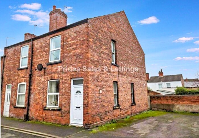 2 Bedroom End Of Terrace House For Sale In Frampton Terrace, ., Gainsborough, Lincolnshire, DN21