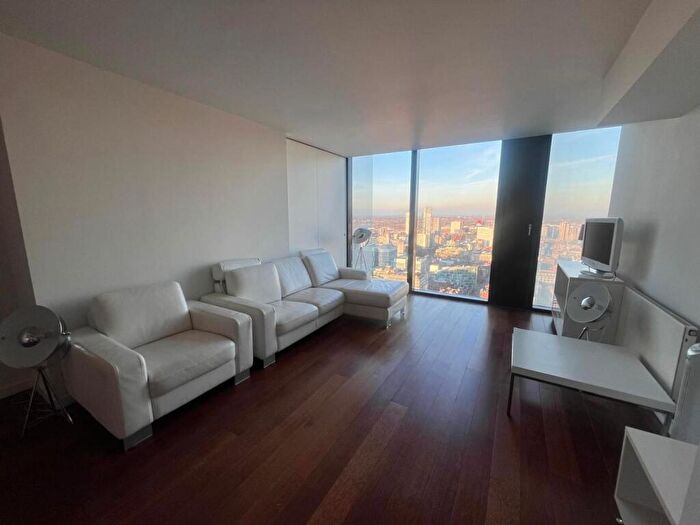 2 Bedroom Apartment To Rent In Beetham Tower, Deansgate, Manchester, M3