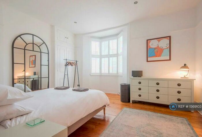 2 Bedroom Terraced House To Rent In Great College Street, Brighton, BN2