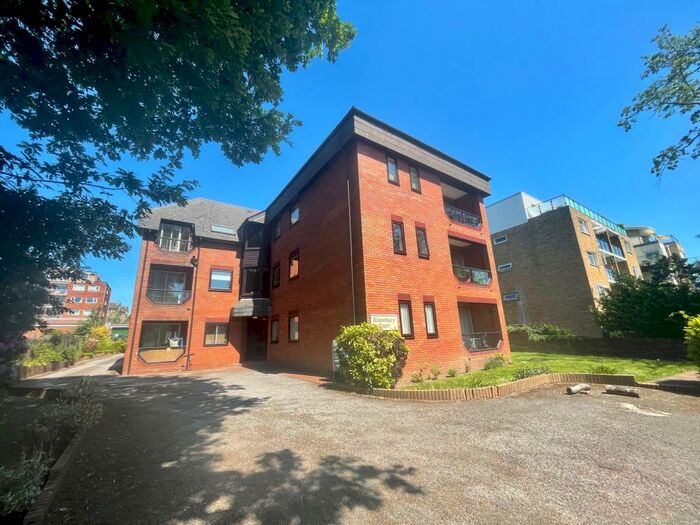 2 Bedroom Apartment To Rent In Westwood Road, Southampton, SO17