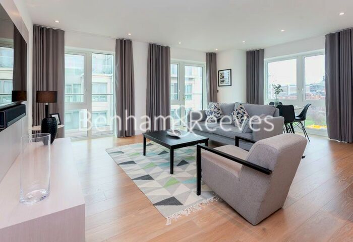 2 Bedroom Flat To Rent In Fulham Reach, Hammersmith, W6