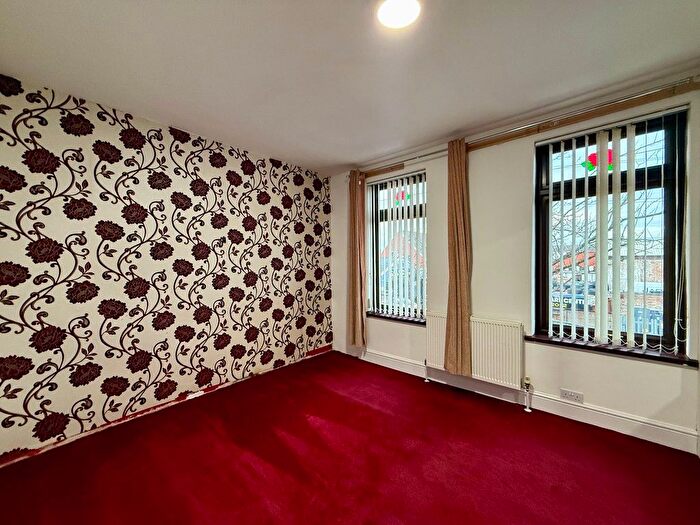 3 Bedroom Terraced House To Rent In Johnson Street, Southall, UB2