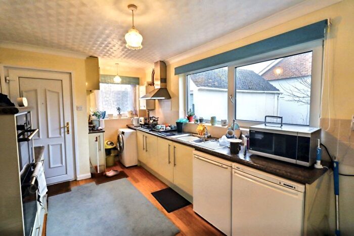 2 Bedroom Detached Bungalow For Sale In Rectory Road, Wivenhoe, Colchester, CO7