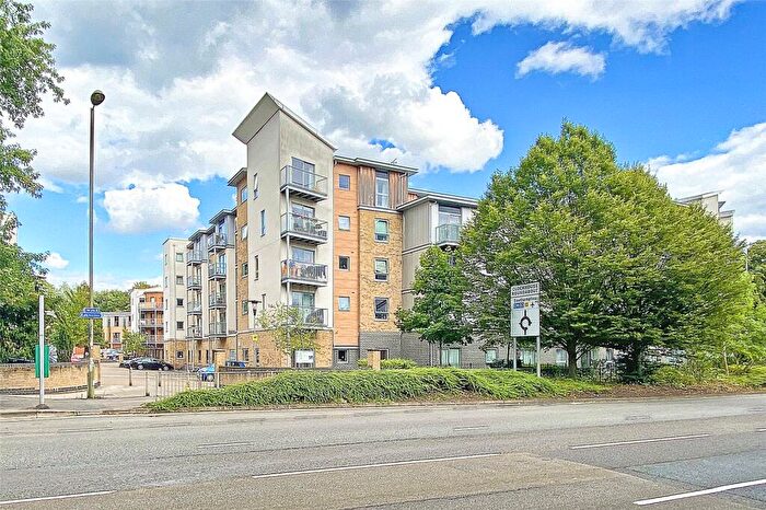 2 Bedroom Flat To Rent In Brand House, Coombe Way, Farnborough, GU14