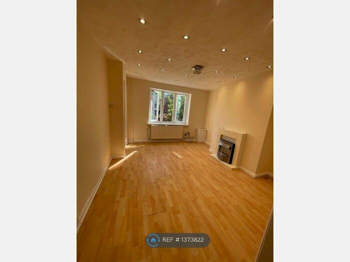 2 Bedroom Semi-Detached House To Rent In Hamilton Street, Swinton, Manchester, M27