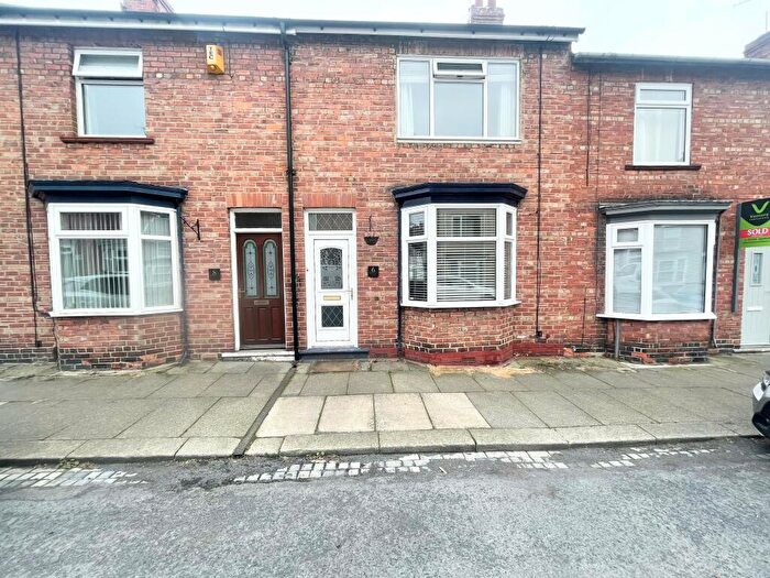 2 Bedroom House To Rent In Roslyn Street, Darlington, DL1