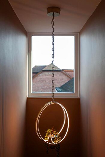 3 Bedroom Detached House For Sale In Fox Covert Close, Sunninghill, SL5