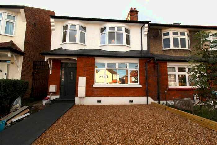 3 Bedroom Semi-Detached House To Rent In Petworth Road, Finchley, N12