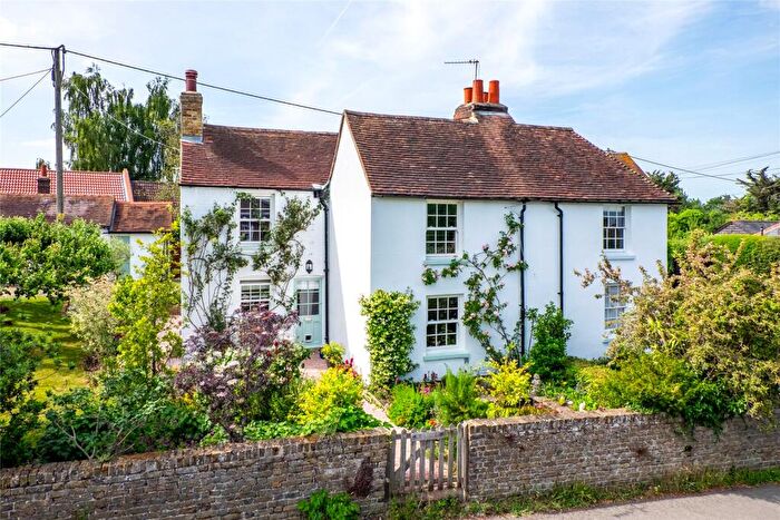2 Bedroom Semi-Detached House For Sale In The Street, Hartlip, Sittingbourne, Kent, ME9