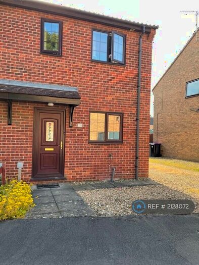 2 Bedroom Semi-Detached House To Rent In Wendover Mews, Bourne, PE10