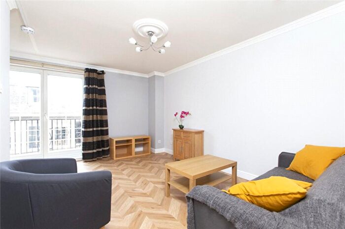 2 Bedroom Flat To Rent In Upper Gray Street, Newington, Edinburgh, EH9
