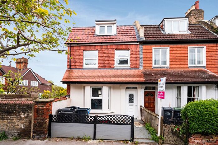3 Bedroom End Of Terrace House For Sale In Queen Mary Road, London, SE19