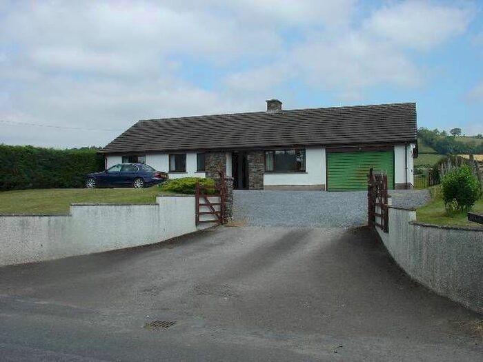 3 Bedroom Bungalow To Rent In Llansawel, Llandeilo, Carmarthenshire SA19