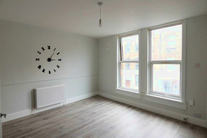 1 Bedroom Flat To Rent In Clarence Road, Hackney, London, E5
