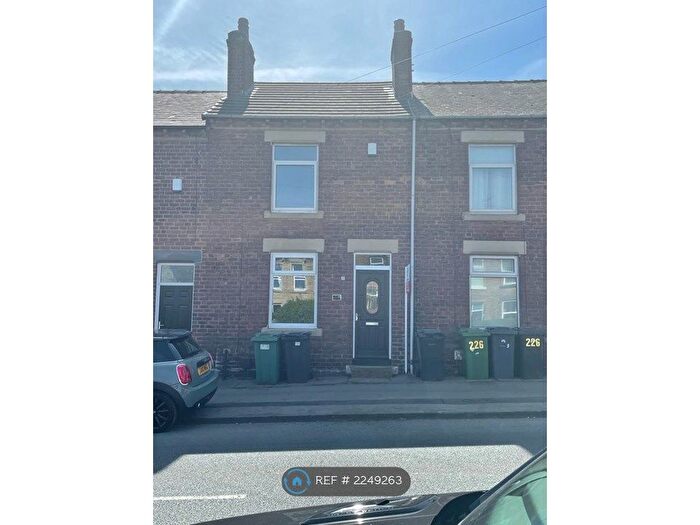 2 Bedroom Terraced House To Rent In Wood Lane, Leeds, LS26