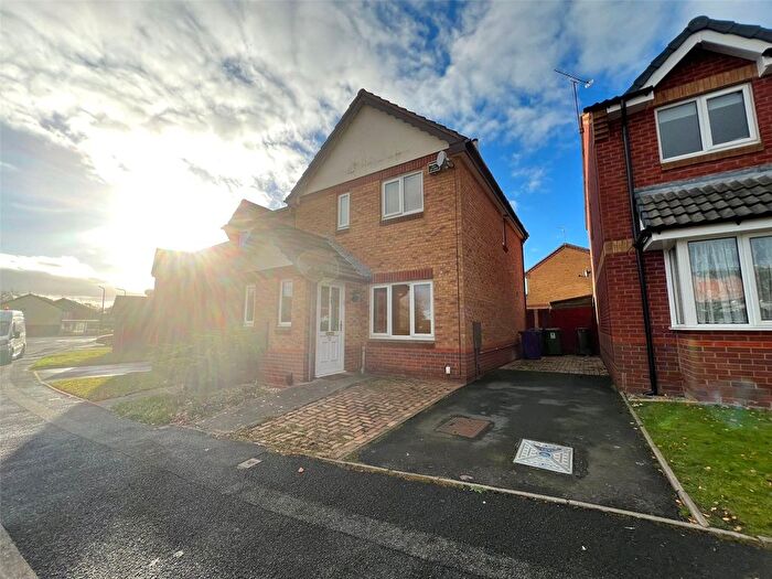 3 Bedroom Semi-Detached House To Rent In Armstead Road, Pendeford, Wolverhampton, West Midlands, WV9