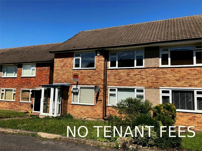 2 Bedroom Maisonette To Rent In Vernon Close, West Ewell, Epsom KT19