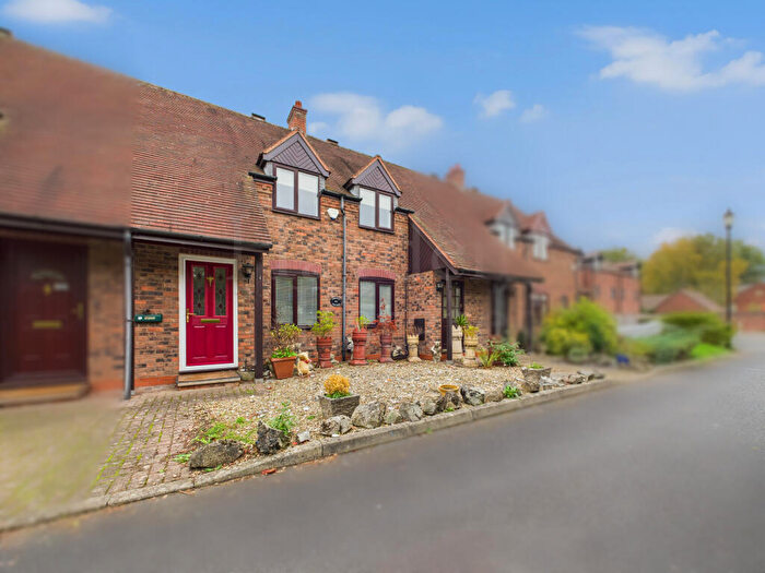 2 Bedroom Terraced House For Sale In Gardners Meadow, Bewdley, DY12